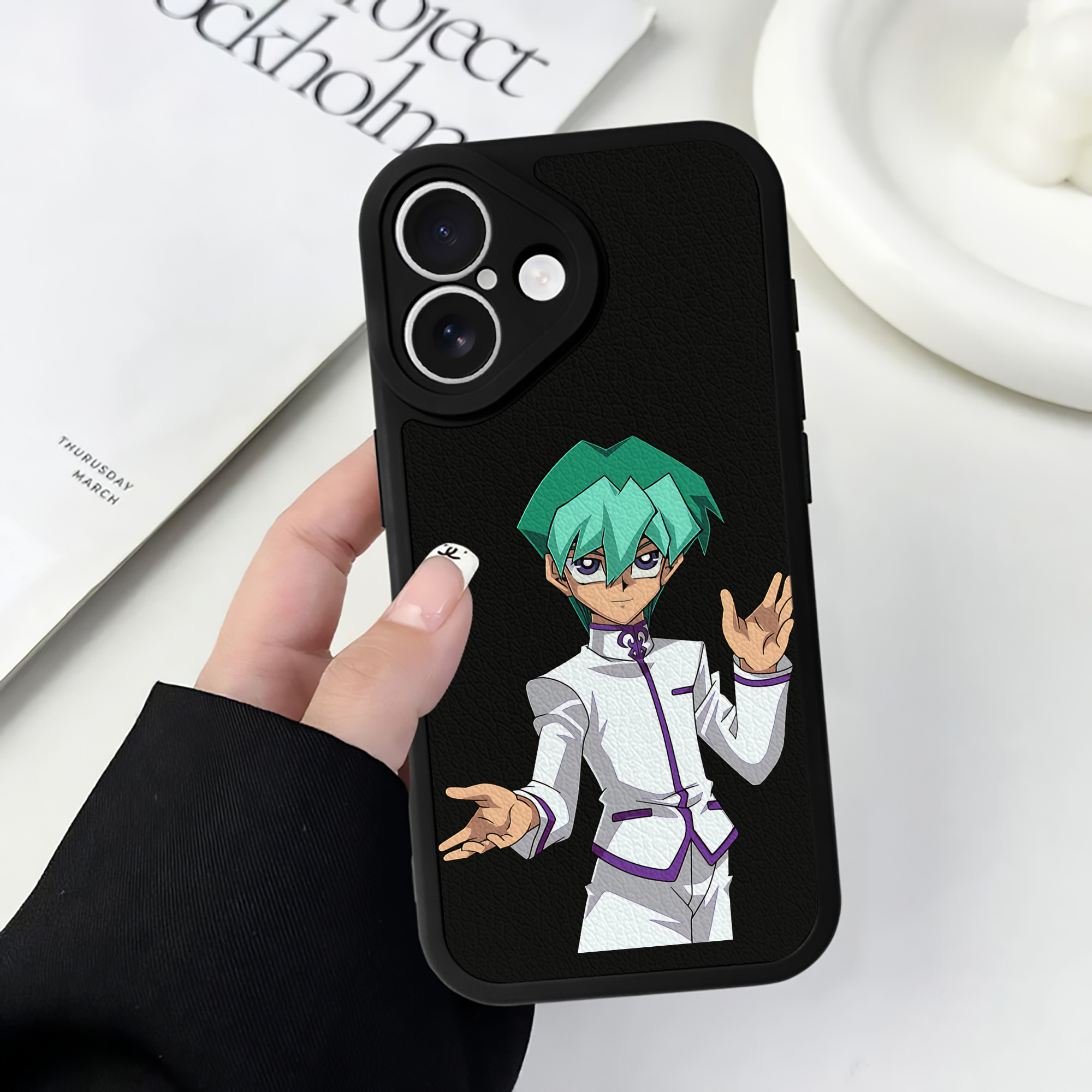 遊☆戯☆王 Yu-Gi-Oh! 【iPhone 16シリーズ対応】シリコンスマホケース（レザー調） 材質：シリコン